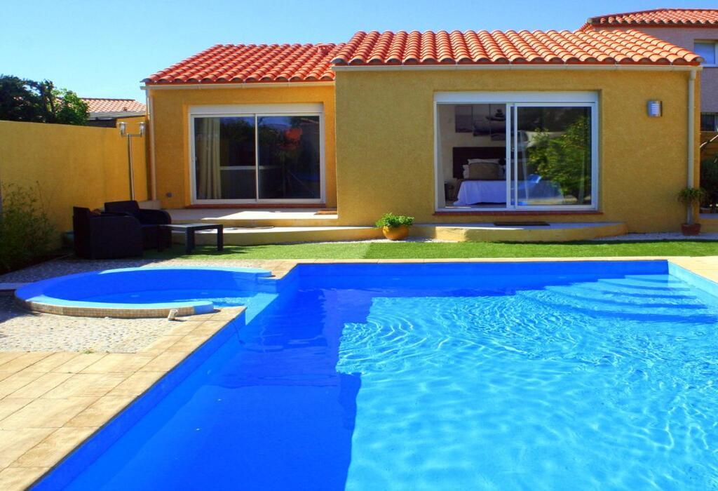 Suite Spa Privatif 66 Nord De Perpignan Pia Luaran gambar